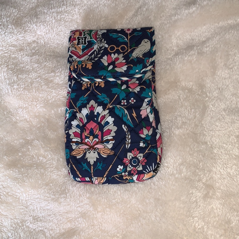 Harry Potter Home to Hogwarts Cellphone Crossbody bag